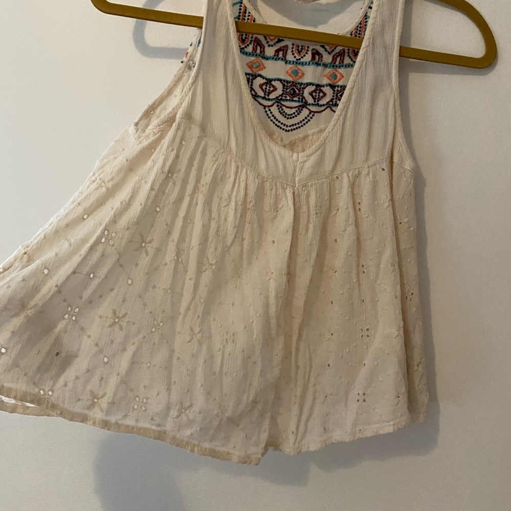 Hollister Eyelet Top - Picture 4 of 5